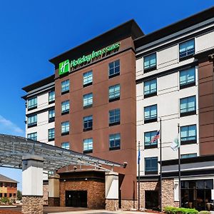 Holiday Inn Hotel & Suites Tulsa South, An Ihg Hotel